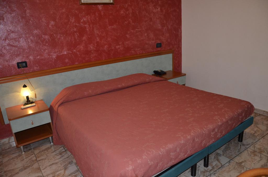 Hotel Formica Savignano sul Panaro Εξωτερικό φωτογραφία